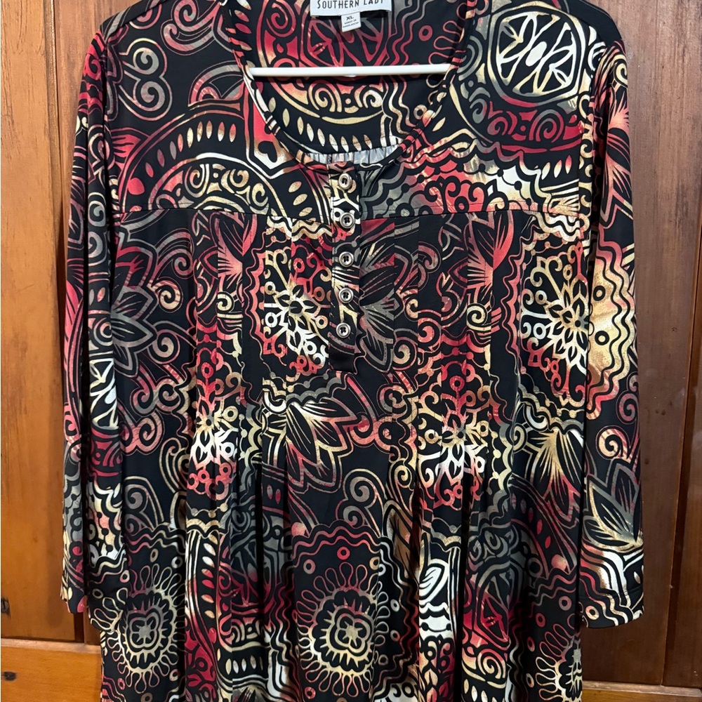 Southern Lady Women's Red, Black, and Gold Patterned Blouse